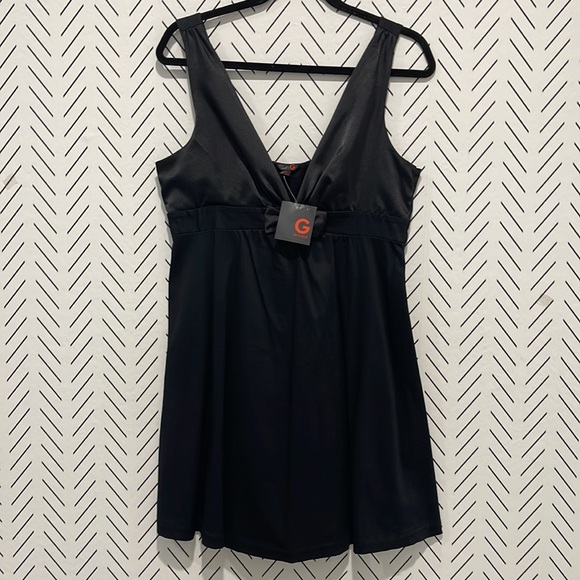 Guess Satin Little black dress, Deep V Neckline, Size L, Cocktails, Party, Date. - Picture 4 of 7